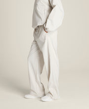 Straight Leg Pull On Pant