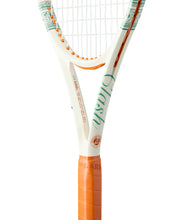 Clash 100L V3 Roland-Garros 2026 Tennis Racket