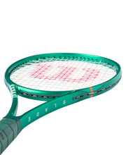 Blade 98 16x19 V10 Tennis Racket