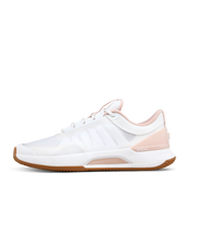 Intrigue Tour Women's Tennis Shoe