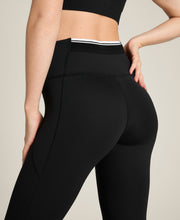 Advantage Tennis Tight