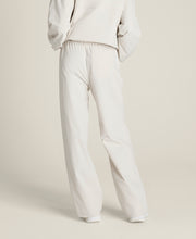 Straight Leg Pull On Pant