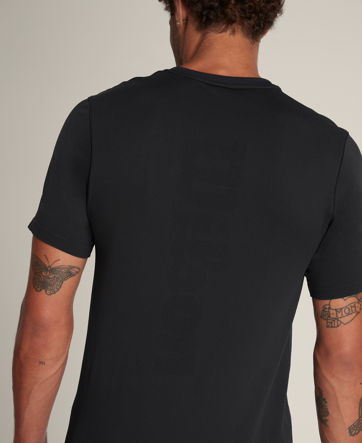 Breakpoint Seamless Tee