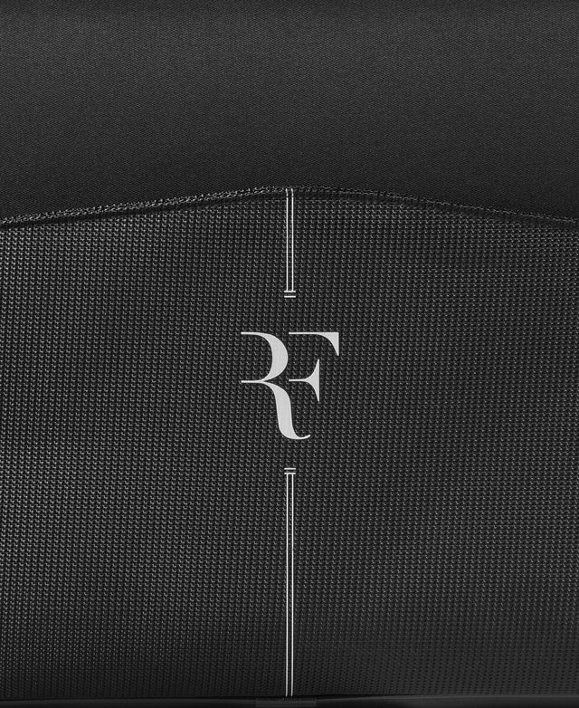 Buy RF 01 Tournament Racket Bag 9 Pack online - Wilson Australia